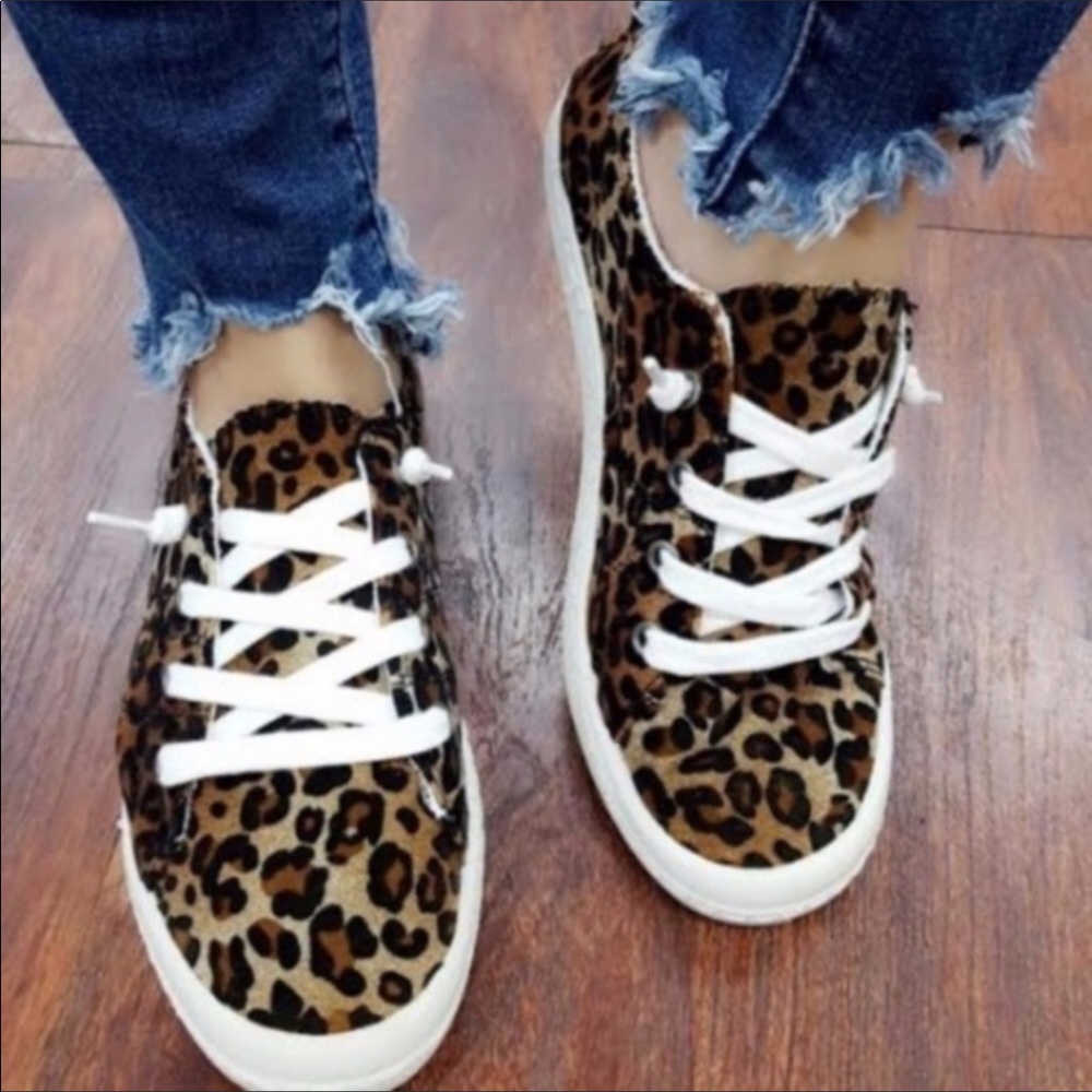 Leopard Print Sneakers 👟